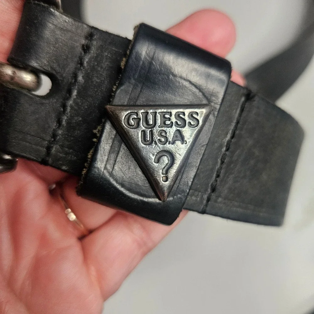 Vintage Guess USA Black Genuine Leather Belt with Triangle Logo Silver Buckle L
